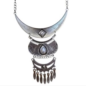 Bohemian/Aztec 3 Tiered Silvertone & Jeweled Necklace in EUC